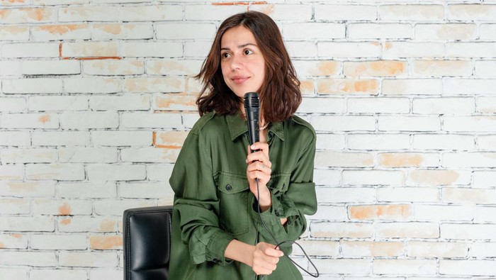 Biar Makin Fasih dan Percaya Diri, Ini 5 Trik Public Speaking Lancar Pakai Bahasa Inggris