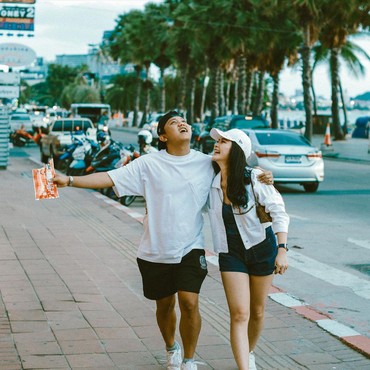 Komentar Bella Bonita Usai Denny Caknan dan Ibunda Happy Asmara Kompak Ungkap Sakit Hati