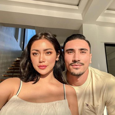 Jessica Iskandar Ungkap Momen Keciduk Anak saat Berhubungan Intim