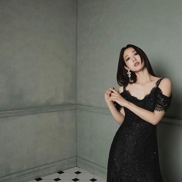 Rayakan 20 Tahun Debut sebagai Aktris, Park Shin Hye Gelar Acara Spesial