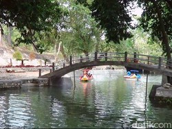 Mengintip Asrinya Sendang Sreto Wisata Baru di Lamongan
