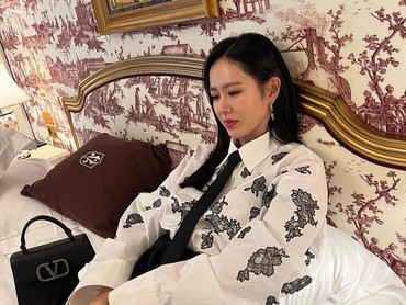 img-title Son Ye Jin Ungkap soal Masa Depan Karier Setelah Menikah & Punya Anak