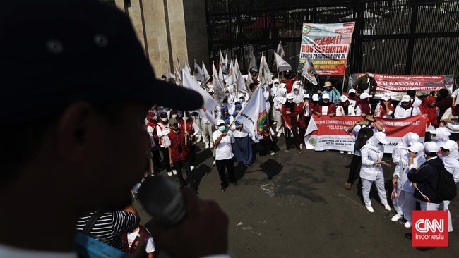 Proses pengesahan RUU Kesehatan dihujani aksi protes organisasi-organisasi profesi kesehatan. Lantas, bagaimana dampak UU Kesehatan bagi masyarakat luas?