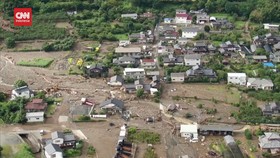 VIDEO: Jepang Selatan Porak-poranda usai Diterjang Banjir dan Longsor