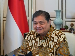 Airlangga Sebut Breaking News Ridwan Kamil Bukan soal Cawapres Ganjar