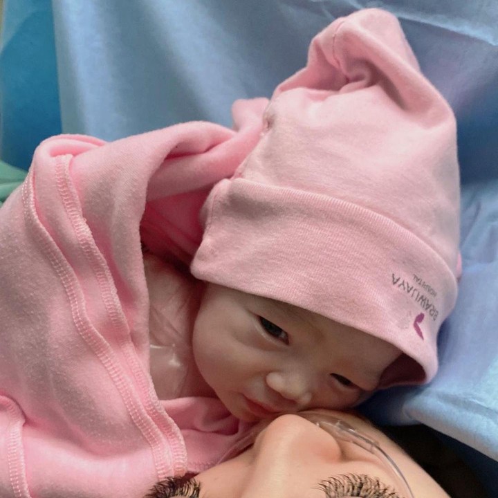<p>Dalam captionnya, Aldy juga menyisipkan doa agar Carissa tumbuh menjadi anak yang baik hati dan selalu dirahmati Allah SWT. (Sumber: Instagram @aldyprimanda)</p>