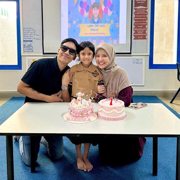 Posesifnya Miskha Anak Desta Usai Sang Ayah Foto bareng Wanita Lain: Bukan Muhrim!