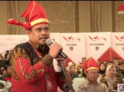 Kala Bobby Nasution Bertanya ke Prabowo di Rakernas Apeksi