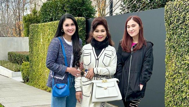 Akun Instagram Sandra Dewi Hilang, Keluarga Hapus Foto Liburan