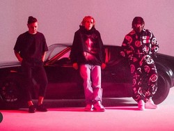 Lirik Lagu Hard 2 Face Reality - Poo Bear feat. Justin Bieber