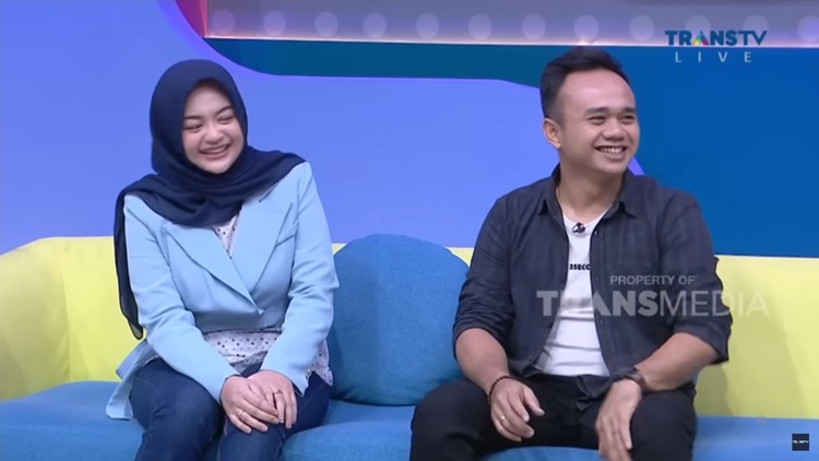 Kisah Khansa dan Kamil Kisah Khansa dan Kamil