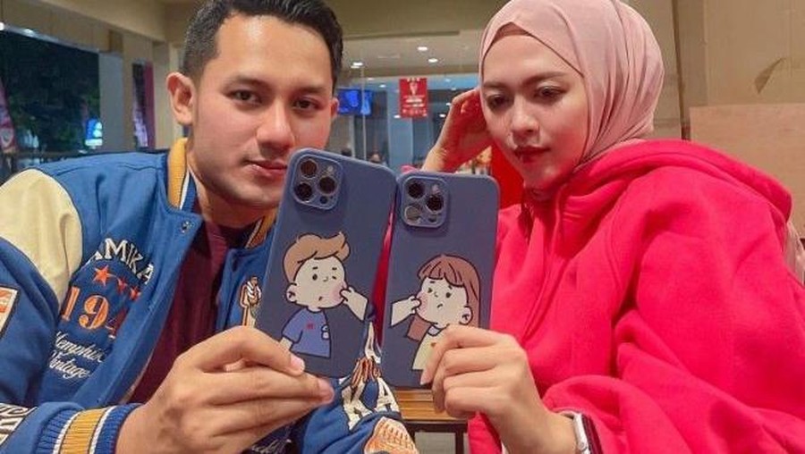 Meylisa Zaara & Suami