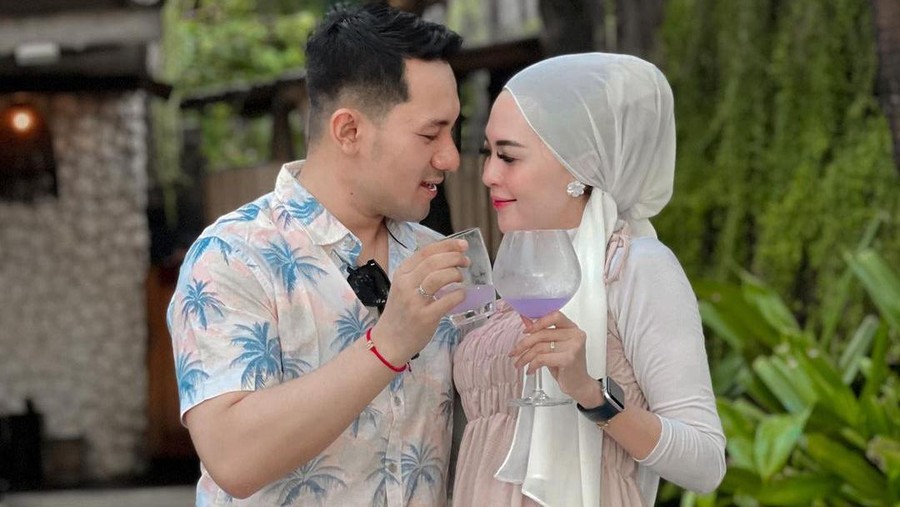 Meylisa Zaara & Suami