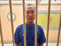 Nasib Martin Diberhentikan dari Plt Kepsek-Gaji Disetop Buntut Kasus Sodomi