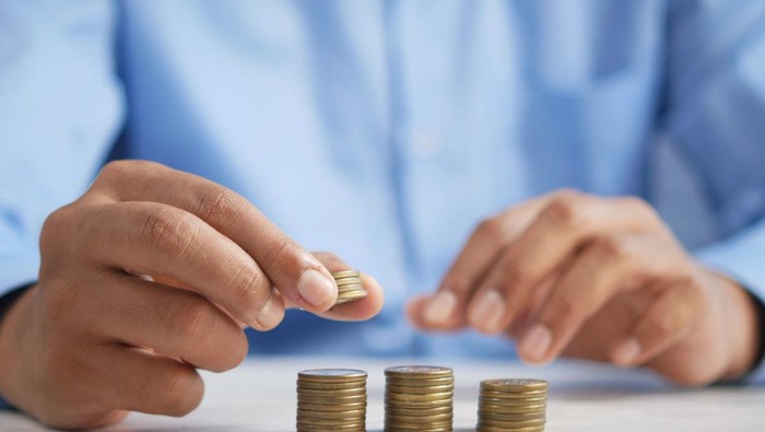 ilustrasi mengalokasikan keuangan.