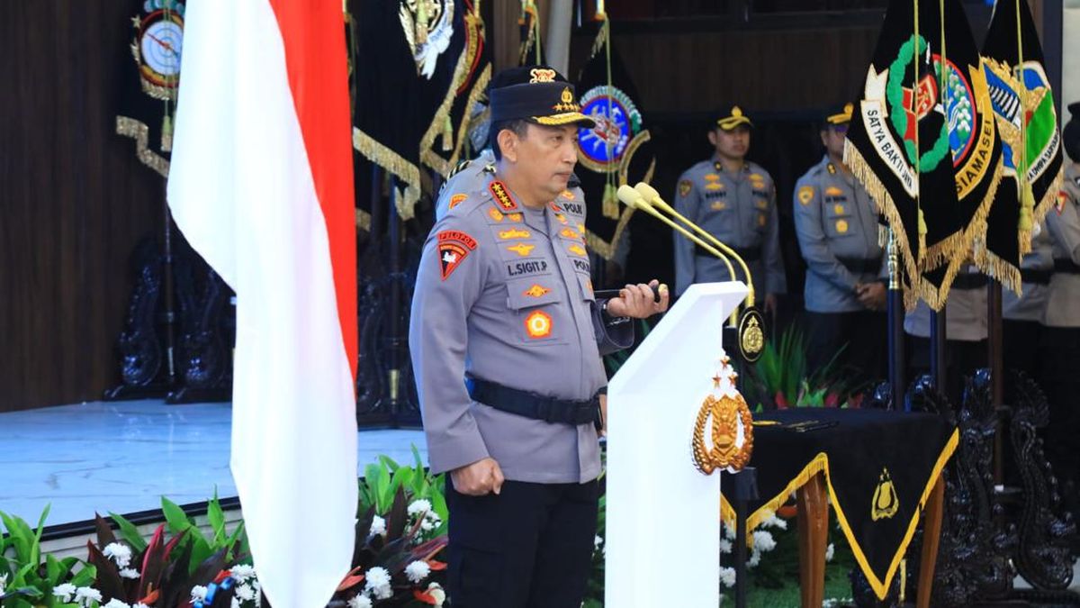Kapolri Mutasi Ratusan Perwira: Sembilan Kapolda Diganti