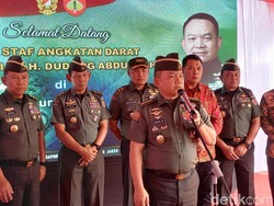 KSAD Dudung: Purnawirawan Dukung Capres Hak Pribadi, TNI AD Tetap Netral