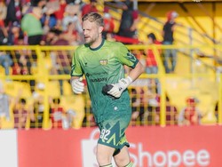 Kiper Asing Dewa United Disorot Luis Milla