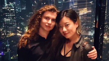 PACAR BULE LEONY MEMBERI KLARIFIKASI