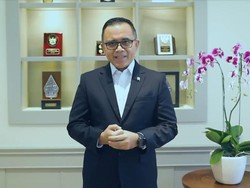 Mewakili Jokowi, MenPAN-RB Ucapkan Selamat ke Peraih Hoegeng Awards 2023