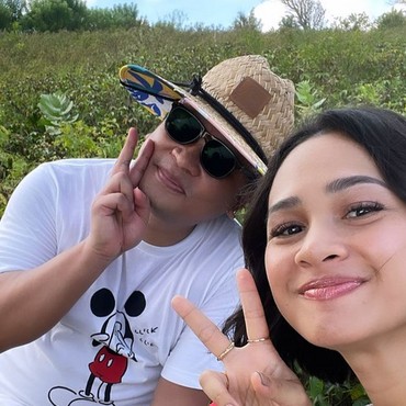 MUA Adi Adrian Meninggal Dunia, Andien Kenang Momen saat Dirias