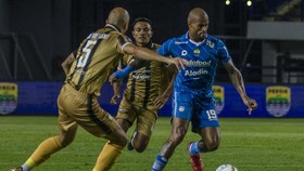 Link Live Streaming Dewa United vs Persib Bandung di Liga 1