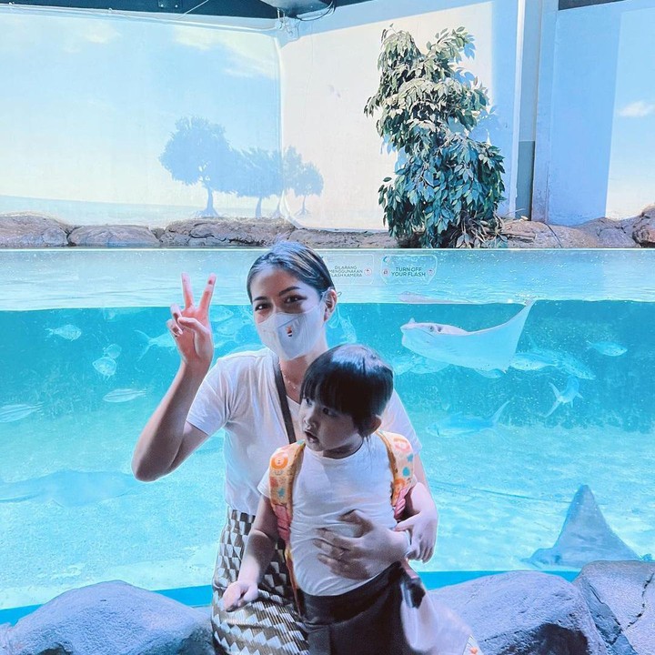 <p>Zaenab lahir pada 22 Desember 2019. Pada tahun 2023 ini, bocah yang akrab disapa Zz ini pun genap berusia 4 tahun. (Foto: Instagram: @eriskanakesya)</p>