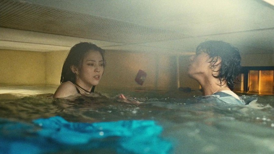Potongan adegan dari MV Seven Jungkook BTS.