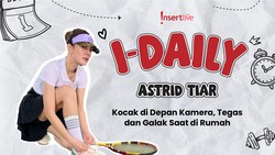 img-title Astrid Tiar Kocak di Depan Kamera, Tegas dan Galak Saat di Rumah