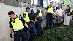 Swedia Izinkan Demo Bakar Taurat dan Alkitab di Luar Kedubes Israel