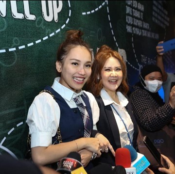 Usia Kian Bertambah, Ini Cara Ayu Ting Ting Tetap Terlihat Seperti ABG