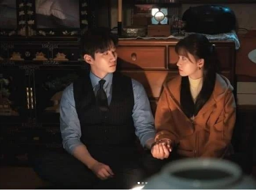 img-title 7 Drama Korea Komedi Romantis Terbaru Raih Rating Tinggi di Atas 10 Persen