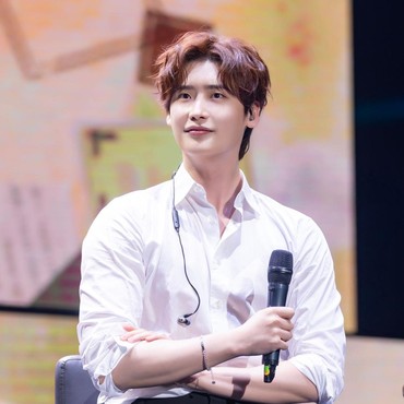 Tekad Lee Jong Suk Bangun Perusahaan yang Kolab dengan Agensi Lain