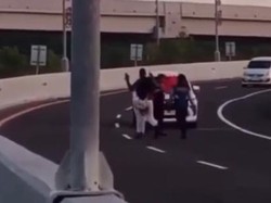 Viral Turis Asing Masuk Tol di Bali, Adang Mobil