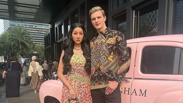 img-title Besok, Lucinta Luna & Pacar Bule Tunangan