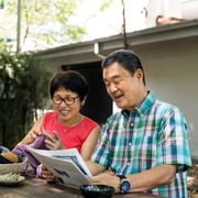 5 Kebiasaan Sehari-hari Ala Orang Jaman Dulu yang Bikin Panjang Umur dan Bahagia