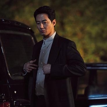 Pesona Jo In Sung Jadi Superhero dalam Drama 'Moving'