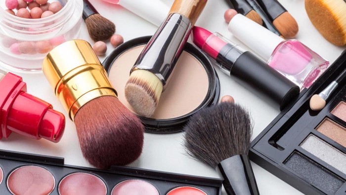 6 Kandungan Berbahaya dalam Produk Kosmetik yang Masih Marak Beredar di Pasaran, Kamu Perlu Tahu!