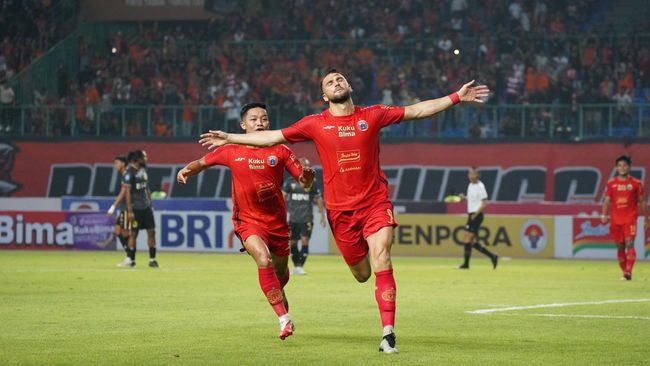 Persija vs Persebaya di GBK 30 Juli