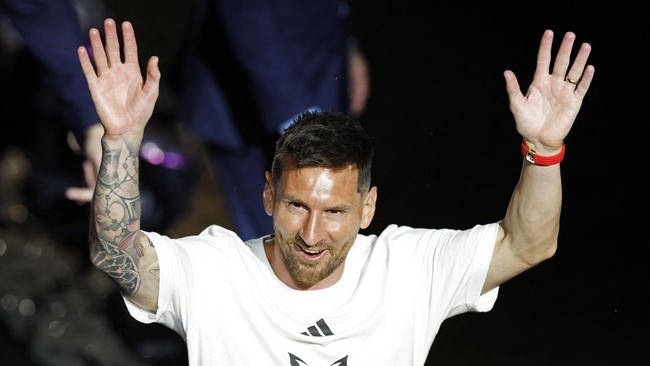 Keinginan segera berlatih dan bermain yang diungkapkan Lionel Messi membuka peluang sang megabintang akan menjalani debut di Inter Miami pada akhir pekan ini.