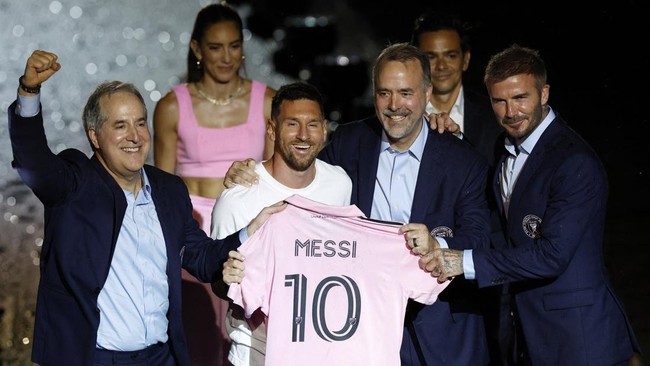 Legenda Inggris Wayne Rooney memprediksi Lionel Messi akan kesulitan bermain di Liga Amerika Serikat (MLS) bersama Inter Miami CF.