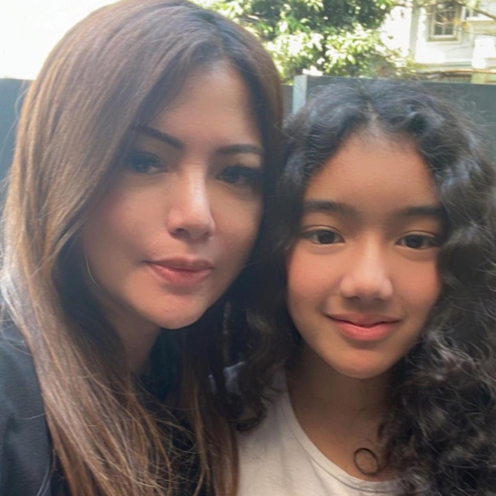 <p>Menikah dengan Anji, Wina Natalia menjadi ibu sambung bagi Leticia Charlotte, Bunda. Leticia merupakan putri dari Anji dengan Sheila Marcia. (Foto: Instagram @winatalia) <br /><br /><br /></p>
