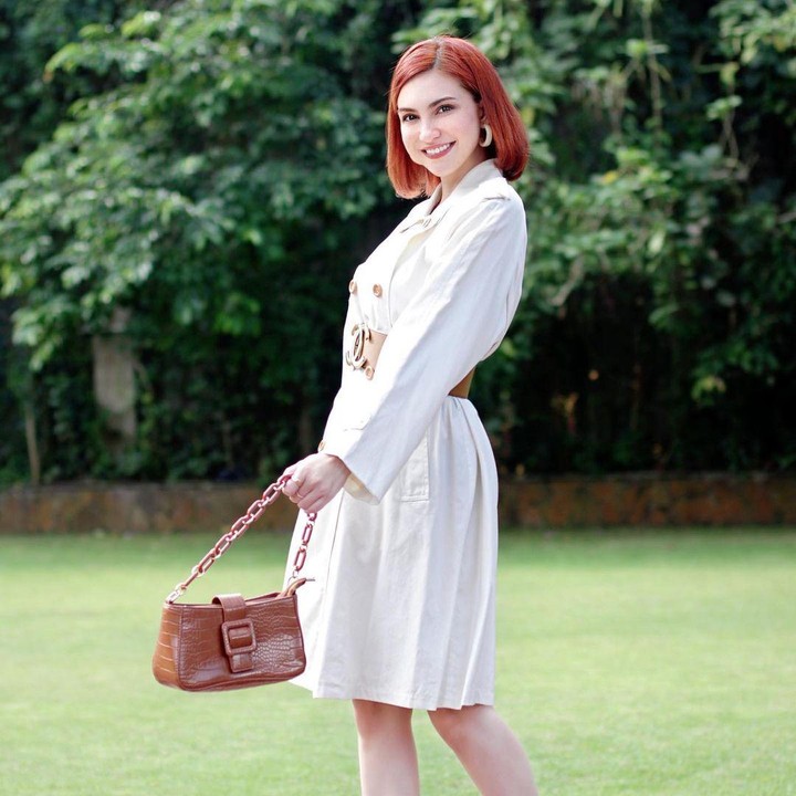 <p>Aktris kelahiran 30 November 1989 itu mengawali kariernya saat membintangi reality show di televisi. Ia kemudian melebarkan sayap ke bidang sinetron dan film layar lebar. (Foto: Instagram @alessia89cestaro)</p>