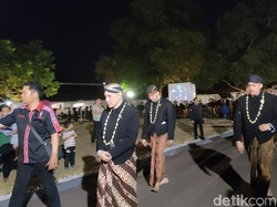 GPH Paundrakarna Jadi Cucuk Lampah Kirab Malam 1 Suro Mangkunegaran