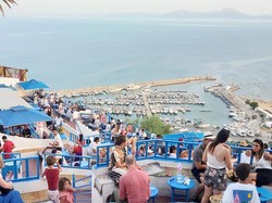 Sidi Bou Said Jadi Pilihan Menikmati Sore di Tunisia
