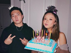 Lirik Lagu 24 - Sundial