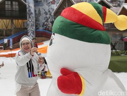 Libur Lebaran Main Salju di Bekasi Hanya Rp 125 Ribu Saja!