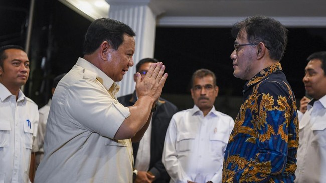 Politikus PDIP, Budiman Sudjatmiko diklaim bakal mendukung kakak sekaligus Ketua Umum partainya, Prabowo Subianto di Pilpres 2024.