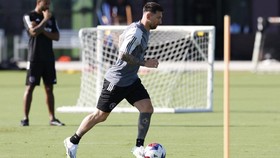 FOTO: Latihan Perdana Lionel Messi di Inter Miami