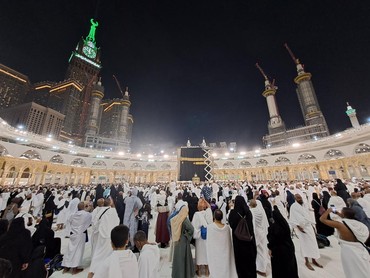 img-title Hikmah Hujan Badai di Masjidil Haram Menurut Ustaz Yusuf Mansur